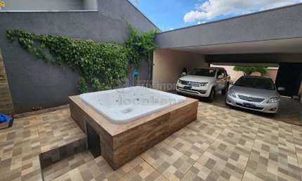 Casa com 4 quartos à venda no Jardim Tarraf II, São José do Rio Preto 