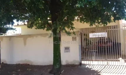 Casa Residencial 02 dormitórios com edícula - Jardim Planalto