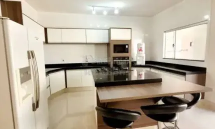 Casa Residencial 03 Dormitórios - Residencial Cidade Jardim