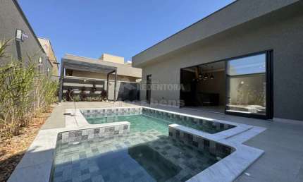 Condomínio Quinta do lago | Casa térrea de 3 dormitórios | Segurança 24h | Lazer completo