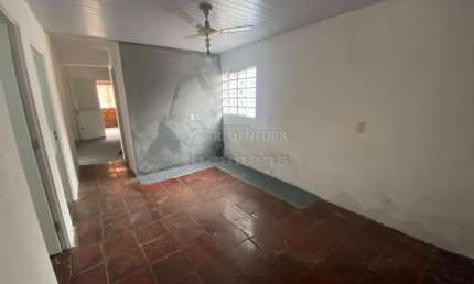 Casa Residencial Jardim Santo Antônio contendo 03 Dormitórios