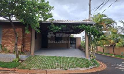 Casa Condomínio 03 Dormitórios - Residencial Village Maria Stella