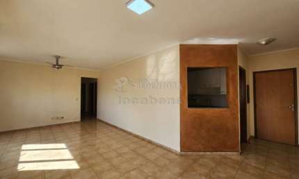 Apartamento de 03 dormitórios e 2 vagas de garagem no Parque Estoril.