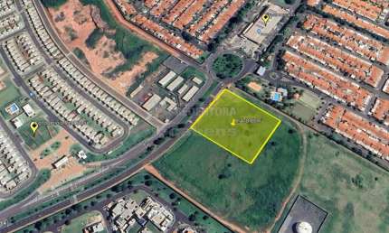 Excelente área para empreender com 8470 m² em região cercada por comércios e condomínios