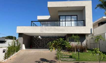 Maravilhosa Casa em Condomínio para Venda - 4 Dormitórios / Recanto do Lago