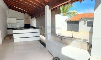 Casa com 4 quartos à venda na Vila Anchieta, São José do Rio Preto 