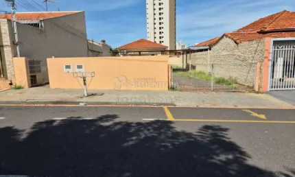 Casa com 3 quartos à venda na Vila Sinibaldi, São José do Rio Preto 