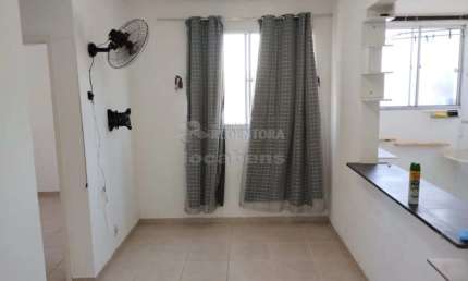 Ótimo Apartamento Térreo para Venda - 2 Dormitórios / Rio Potengi