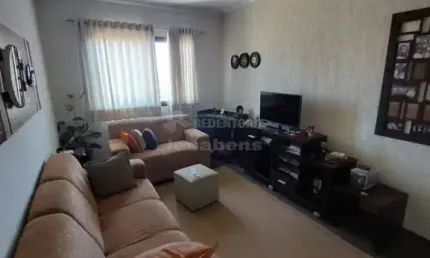 Excelente Apartamento com 02 quartos e 01 garagem coberta - Vila Redentora
