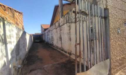 Casa de Fundos Venda Parque Residencial Dom Lafaiete