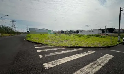 Terreno / padrão - à venda com 372 m² no  centro empresarial coplan