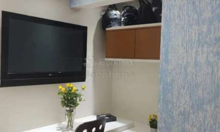 Apto no Paraíso do Morumbi, andar alto, com 1 quarto tipo suíte. Este imóvel está bem equipado, é ideal para quem procura conforto e comodidade.