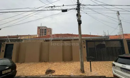 Excelente Casa Residencial para Venda - 4 Dormitórios / Jardim Maracanã