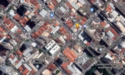 Ótimo imóvel com estrutura de 3 pavimentos no Centro