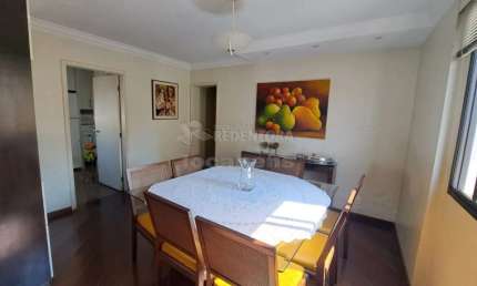 Edifício Solimões - Apartamento 03 dormitórios sendo 02 tipo apartamento e 01 suíte com closet