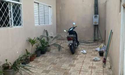 Ótima Casa para Locação/Venda - 2 Dormitórios / Solo Sagrado