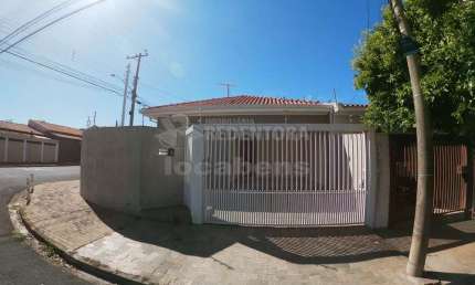 Casa / Padrão - Jardim Caparroz - Venda de imóvel já locado - Residencial