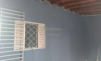 Casa padrão com 2 dormitórios - 1 vaga de garagem- Jardim Arroyo