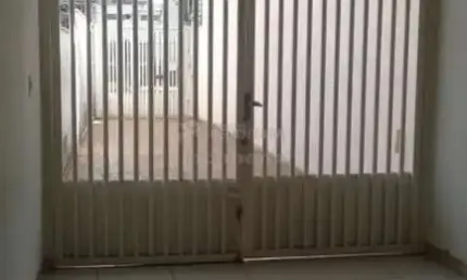 Caparroz - Casa com 3 ou 2 dormitórios, dependendo da utilização - Perto do Laranjão da Danilo Galeazzi