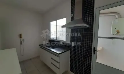 Parque da Liberdade I - Casa com 3 dormitórios, 2 w.c. e ar-condicionado no quarto principal e na sala