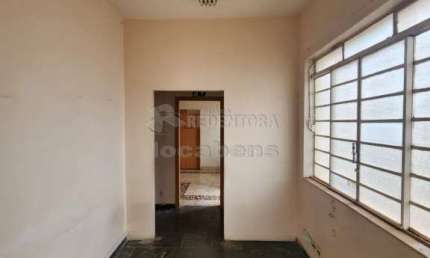 Casa com 4 quartos para alugar na Vila Imperial, São José do Rio Preto 