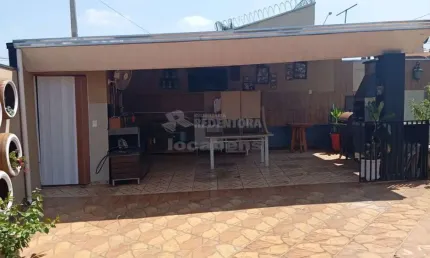 Ótima Casa Residencial para Venda - 2 Dormitórios / Centro (Engenheiro Schmitt)