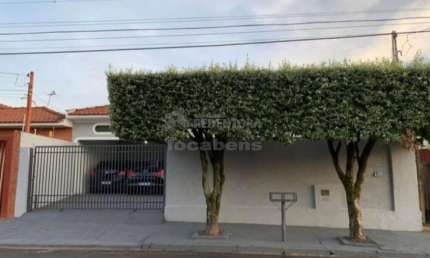 Casa com 3 quartos à venda no Jardim Caparroz, São José do Rio Preto 