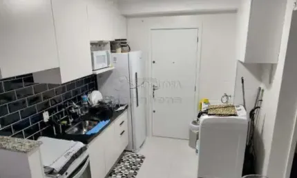 Apartamento de 02 dormitórios no Cambuci / São Paulo