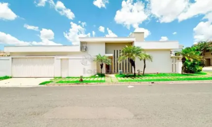 Maravilhosa Casa em Condomínio para Locação - 3 Dormitórios / Figueira I