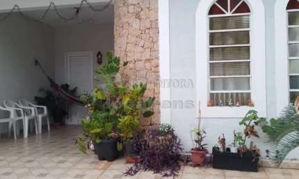Casa com 5 quartos à venda na Vila Ideal, São José do Rio Preto 