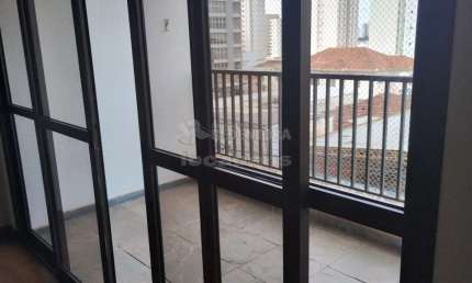 Centro - Apartamento com 04 dormitórios sendo 02 suítes e 02 tipo americano