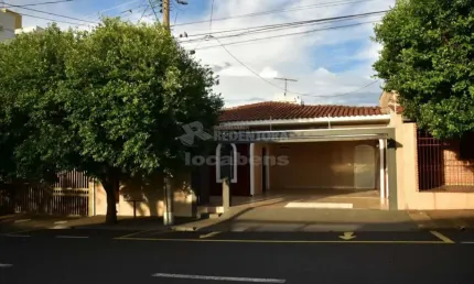 Casa com 3 quartos para alugar no Parque Industrial, São José do Rio Preto 