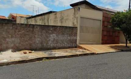 Jardim Universo, terreno de 200m2, plano, face sombra, ótima localização