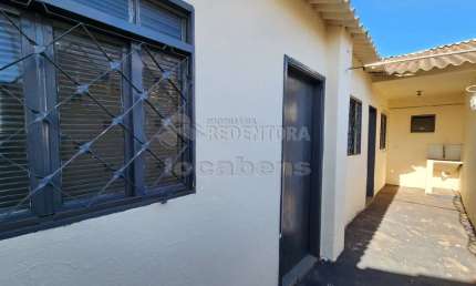 Casa para alugar no bairro Boa Vista, com 1 dormitório