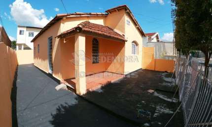Casa com 2 quartos para alugar no Parque Celeste, São José do Rio Preto 