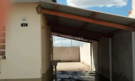 Vendo de casa no Residencial Luz da Esperança com 02 dormitórios.