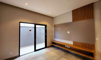 Casa de 03 súites com 240m² de construção no Damha IV
