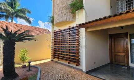 Lindo sobrado no centro de Mirassol - Residencial ou Comercial