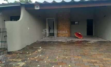 Venda de casa no Jardim Estrela, 04 dormitórios, 06 vagas de garagem