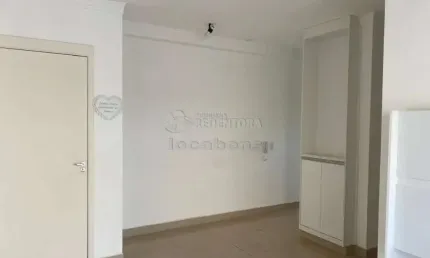 Apartamento para locação localizada no Residencial Pleno Vila Flora com 02 dormitórios e 01 vaga de garagem.