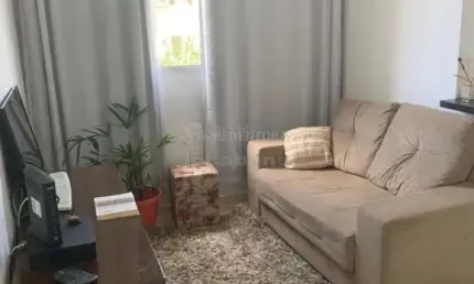 Ótimo Apartamento Residencial com 2 Dormitórios / Loteamento Clube V