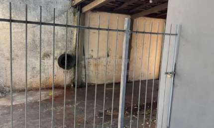 Jardim Residencial Vale do Sol - Casas em bom local, sendo uma edicula - Fácil acesso