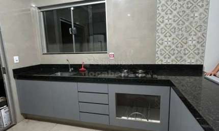 Excelente Casa Residencial para Venda - 3 Dormitórios / Residencial Mirante