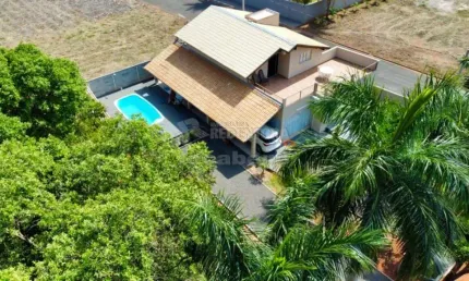 CASA RESIDENCIAL COM 4 QUARTOS AO LADO DO RIO PARANÁ