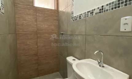 Apartamento com 02 dormitórios no bairro Conjunto Habitacional B - Marysia Marmo Fleury