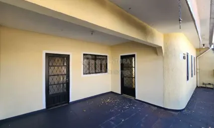 Jardim Maria Lúcia, casa com edícula 04 dormitórios e 01 vaga de garagem.