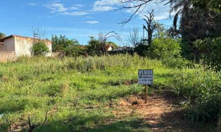 Terreno à venda na Zona Rural, Dobrada 