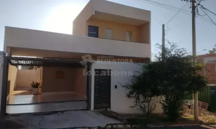 Casa Assobradada para Venda - 3 Dormitórios / Villa Cassini