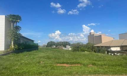 Terreno em condomínio fechado à venda na Zona Rural, Fronteira 