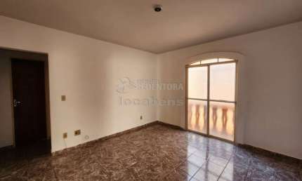Apartamento com 02 dormitórios, 01 vaga de garagem coberta no bairro Jardim Palmeiras.